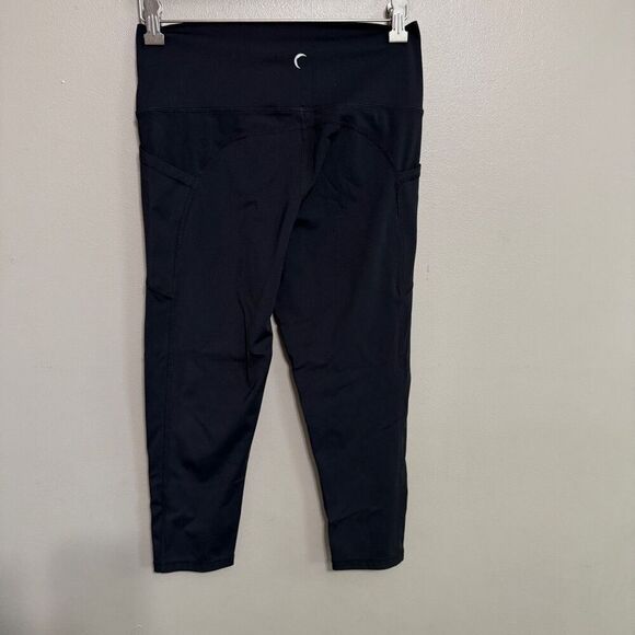 ZYIA ACTIVE Black Pocket Cropped Leggings - Picture 2 of 6